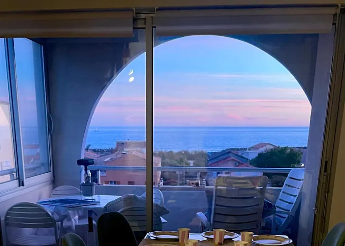 Apartment La Sirene - Loft Moderne Et Lumineux Avec Vue Panoramique Sur Mediterranee Et Port De Plaisance *